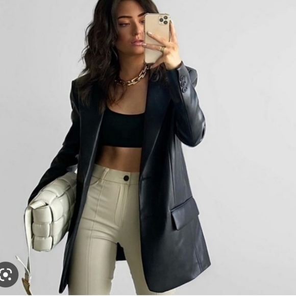 Zara * Oversized Faux Leather Blazer - Picture 10 of 16